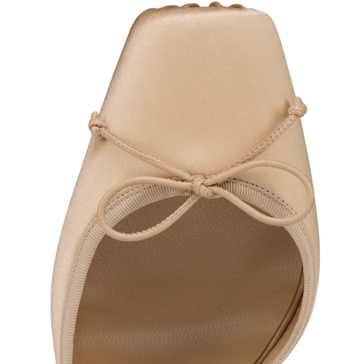 Christian Louboutin Cassia Lace Up - Image 2